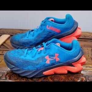 Under Armour Youth BPS Rave Size 11 Sneaker Boys Girls Size Junior Kids Shoes